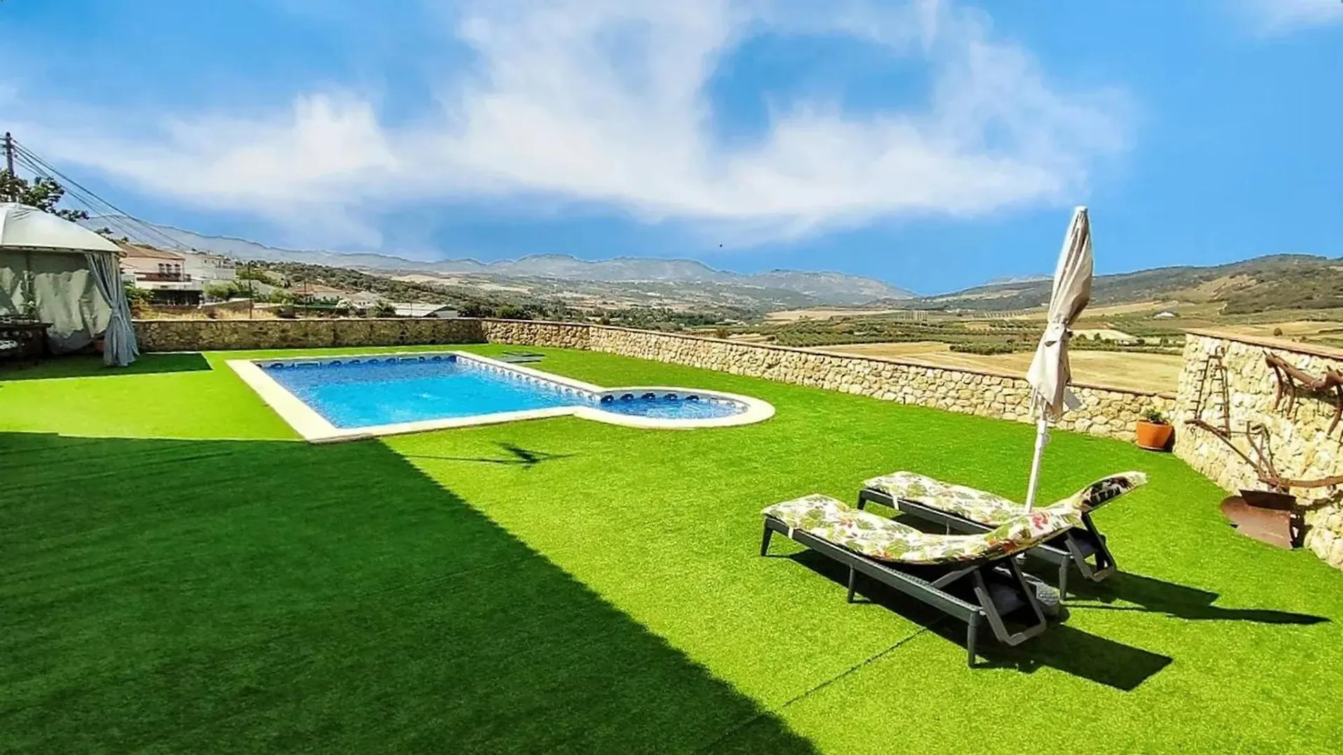 Charming Apartment In Los Prados Malaga 45 M² With Pool 0*,  スペイン