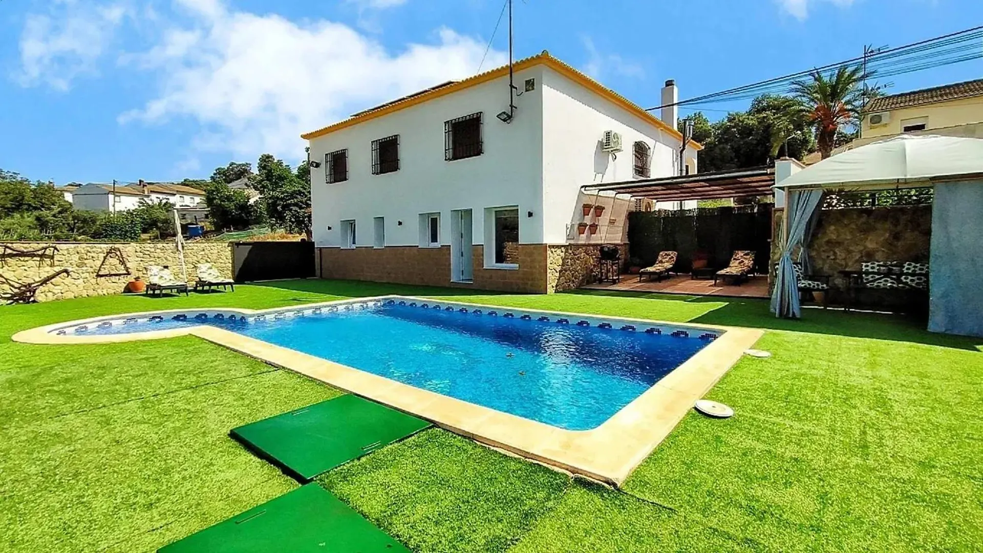 Charming Apartment In Los Prados Malaga 45 M² With Pool location